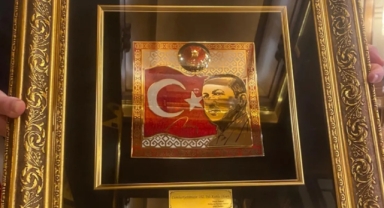 MHP lideri Bahçeli'den Cumhurbaşkanı Erdoğan'a anlamlı Cumhuriyet Bayramı hediyesi