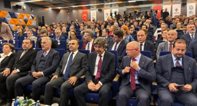 Milli Teknoloji Atölyesi ve Arif Ağaoğlu İleri Teknoloji Laboratuvarı Uludağ Üniversitesi'nde Açıldı