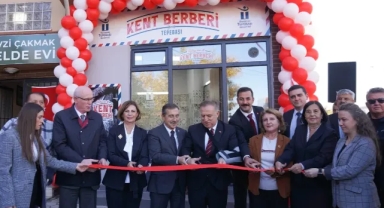 Türkiye’nin İlk 'Kent Berberi' Eskişehir Tepebaşı’nda Hizmete Açıldı