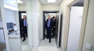 Yüzyılın Konut Projesi'ni Tanıtan Cumhurbaşkanı Erdoğan Örnek Daireyi İnceledi