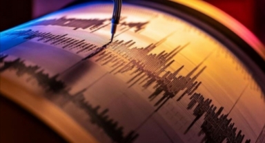 Balıkesir'de deprem oldu