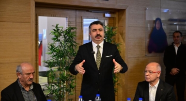 Başkan Oktay Yılmaz’dan 24 Kasım’da Eğitimcilere Anlamlı Ziyaret