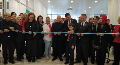 Bursa’da Atatürk ve Cumhuriyet’in Işığında Sergiler Açıldı