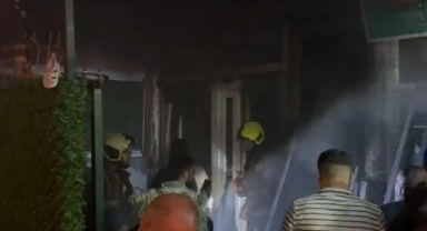 Bursa'da İş Yerinde Yangın Akaryakıt İstasyonuna Sıçramadan Kontrol Altına Alındı