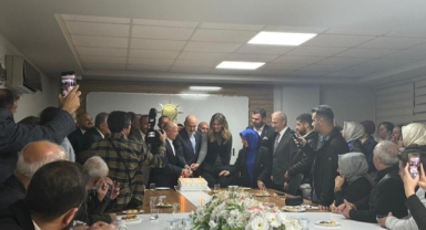 Bursa Gemlik'te AK Parti’ye 800 Yeni Üye Katılımı