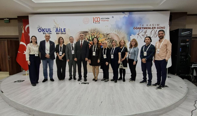 Bursa İl Temsilcisi Ecem Muslu, Ankara’da Öğretmenler Günü’nü Başarıyla Temsil Etti