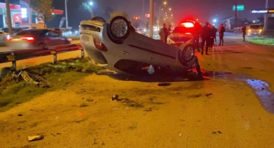 Bursa'nın İnegöl İlçesinde Otomobil Takla Attı: 2 Yaralı