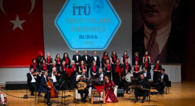 Cumhuriyet Coşkusu Bursa İTÜDER’in Türk Sanat Müziği Konseriyle Taçlandı
