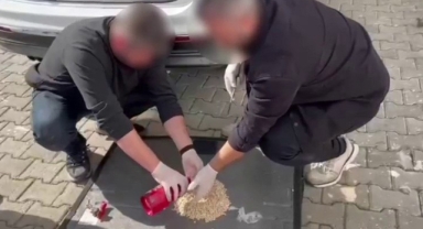 Gemlik'te Uyuşturucu Operasyonu: 5 Bin 526 Uyuşturucu Hap Ele Geçirildi