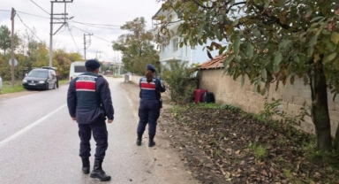 İnegöl’de Tuhaf Olay: Valizler Yol Kenarında Bulundu