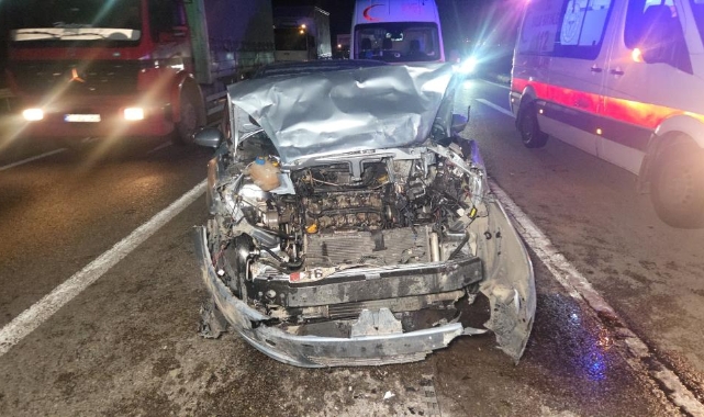 Orhangazi’de Kırmızı Işıkta Kaza: 1’i Çocuk 5 Yaralı