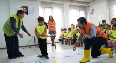 Osmangazi Kreşlerinde Miniklere İş Güvenliği Eğitimi