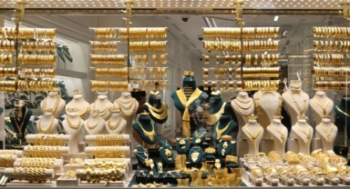 Altın yükselişe yöneldi, gümüş rekor kırdı