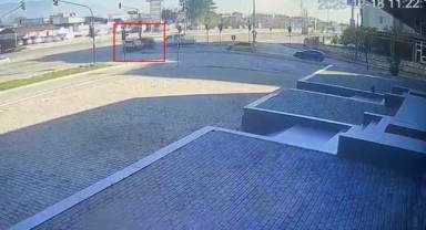 Bursa’da Kırmızı Işık İhlali Kamerada