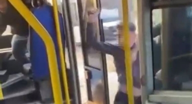 Bursa'da Satırlı Saldırgan Evinde Yakalandı