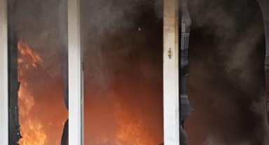 Bursa İnegöl'de Apartman Dairesinde Yangın