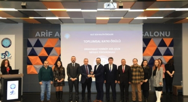 BUÜ’de Kalite Odaklı Çalışmalar Ödüllendirildi