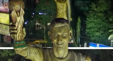 Hindistan’da Lionel Messi’ye 21 Metrelik Dev Heykel