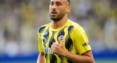 Kadro Dışı Kalan Cenk Tosun Sessizliğini Bozdu: “Fenerbahçe’den Ayrılmayı Düşünmüyorum”