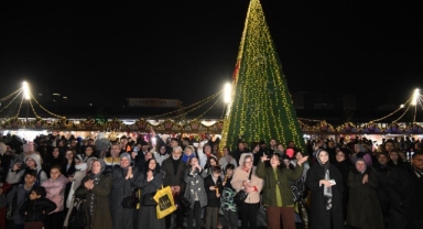 Osmangazi Meydanı’nda Yeni Yıl Festivali Coşkusu