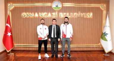 Şayık Kardeşler Kickboks Dünya Şampiyonası’nda Tarih Yazdı