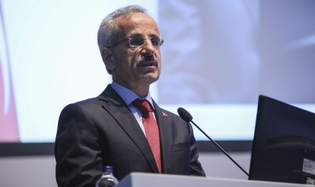 Ulaştırma Bakanı Abdulkadir Uraloğlu’ndan Köprü ve Otoyol Ücretleri İçin Zam Sinyali
