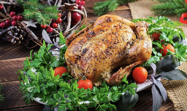 Yılbaşı hindileri satışa çıktı: Kilosu 800 liradan başlıyor