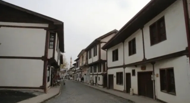 Zile’de 3 Bin 600 Tarihi Ev Turizme Kazandırılıyor