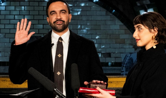 ABD’de Tarihi Yemin: Zohran Mamdani Kur’an-ı Kerim’e El Basarak Göreve Başlayacak