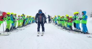 Bursa Büyükşehir Belediyesi Kayak Projesi Gençleri Uludağ’la Buluşturdu