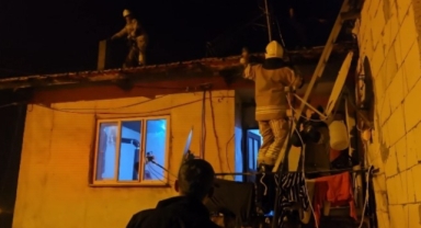 Bursa’da Baca Yangını Paniğe Neden Oldu: Mahalle Sokağa Döküldü