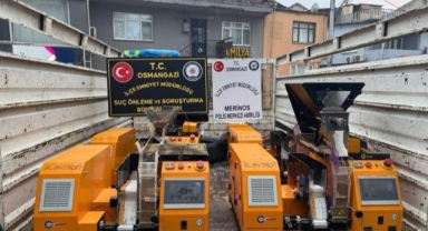 Bursa’da Kaçak Sigara Operasyonu: 87 Bin 400 Makaron Ele Geçirildi