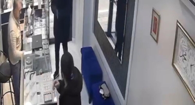 Bursa’da kuyumcu soygunu girişimi sonucu yakalandı