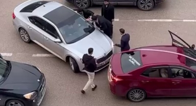 Bursa Nilüfer’de Düğün Konvoyunda Tartışma Kısa Süreli Paniğe Neden Oldu