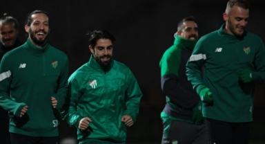 Bursaspor Antalya Kampına Akşam Antrenmanıyla Başladı