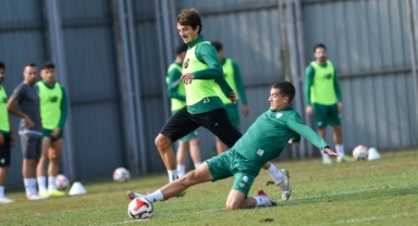 Bursaspor İkinci Yarı Hazırlıkları İçin Antalya Kampına Giriyor