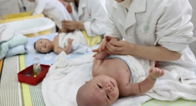 Çin'de Doğum Oranı Tarihi Dipte