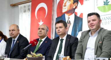 Erkan Aydın Osmangazi'de 8 Mahallenin Taleplerini Yerinde Dinledi