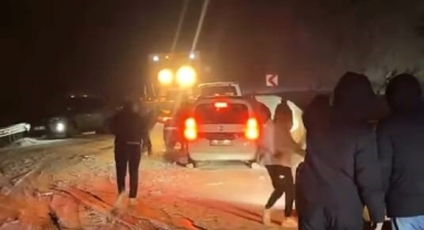 İnegöl’de Kar Yağışı Ulaşımı Aksattı: Oylat Kaplıcaları Yolu Kapandı