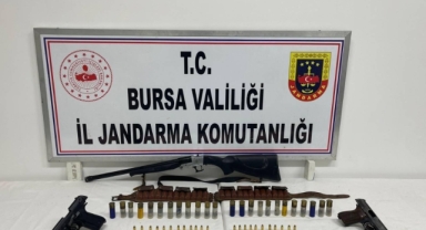 İznik’te Jandarmadan Silah Operasyonu: Evden Tabanca ve Av Tüfeği Çıktı