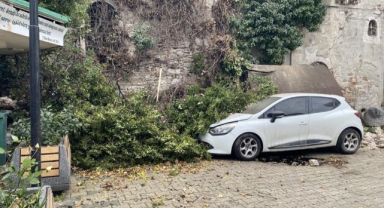 Mudanya’da Tarihi Aydınpınar Kilisesi Fırtınaya Dayanamadı: Kısmen Çöktü
