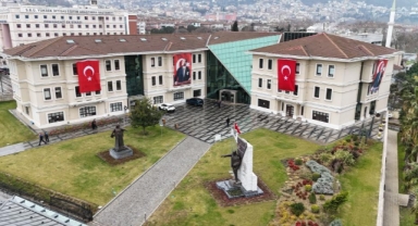 Osmangazi Belediyesi’nden Türk Bayrağına Yapılan Saldırıya Sert Tepki