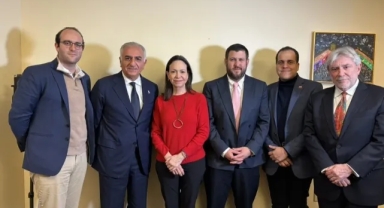 Venezuelalı Muhalif Maria Corina Machado, Rıza Pehlevi ile ABD’de Bir Araya Geldi