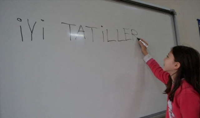 Yarıyıl tatili için geri sayım başladı: Karneler 16 Ocak’ta dağıtılacak