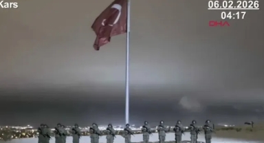 6 Şubat Depremi 3. Yılında Mehmetçik Saygı Duruşunda