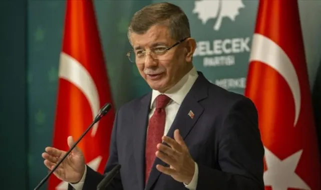 Ahmet Davutoğlu Maddi Sıkıntılar Yaşadığını Açıkladı