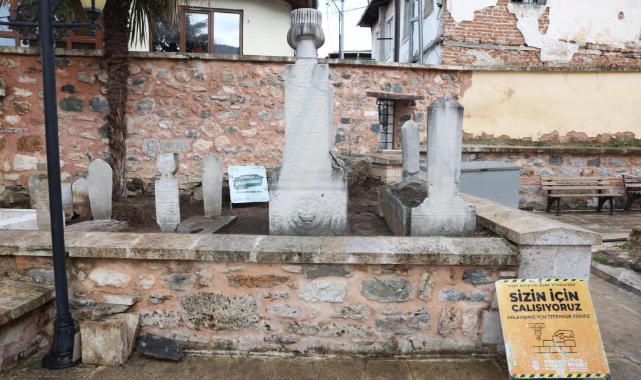 Alaüddin Paşa Camii Haziresi Yeniden Gün Yüzüne Çıkıyor