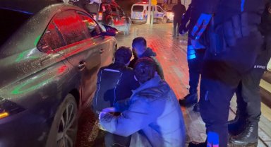 Alkolsüz sürücüsü, Yunus ekiplerini görünce gaza bastı: Polisin üzerine sürüp kaçtı, "Panik yaptım" dedi