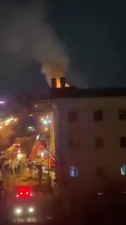 Bursa'da Dörtçelik Çocuk Hastanesi'nde Bacadan Yangın Çıktı