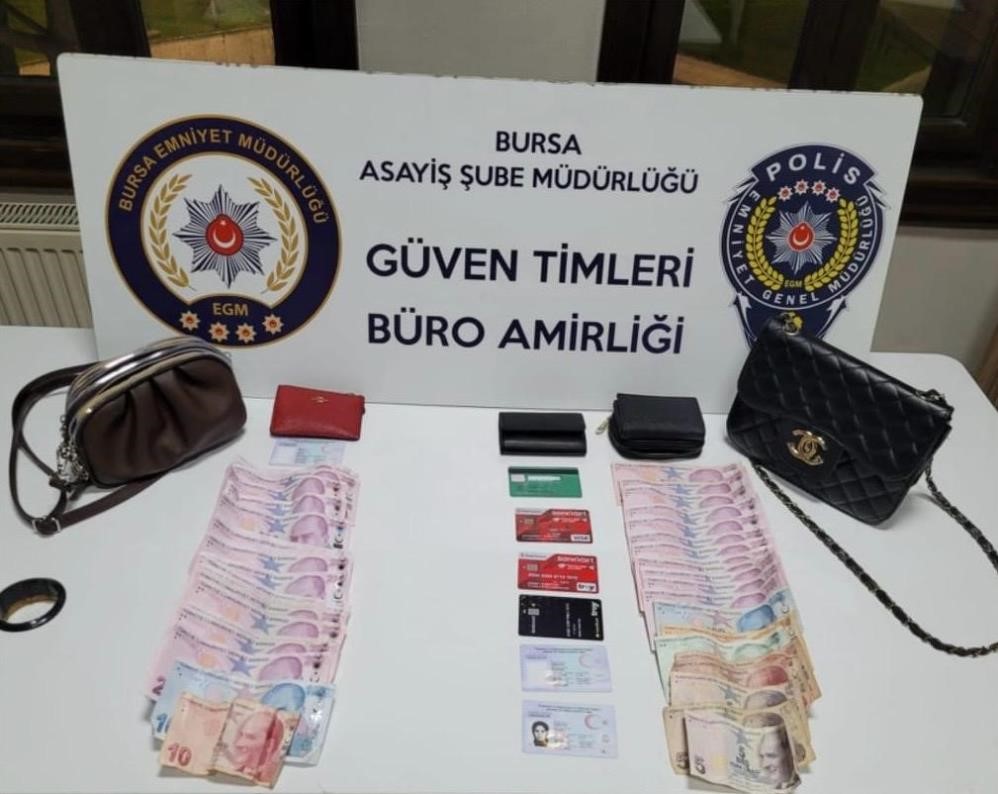 Bursa’da Güven Timleri Hırsızı Suçüstü Yakaladı